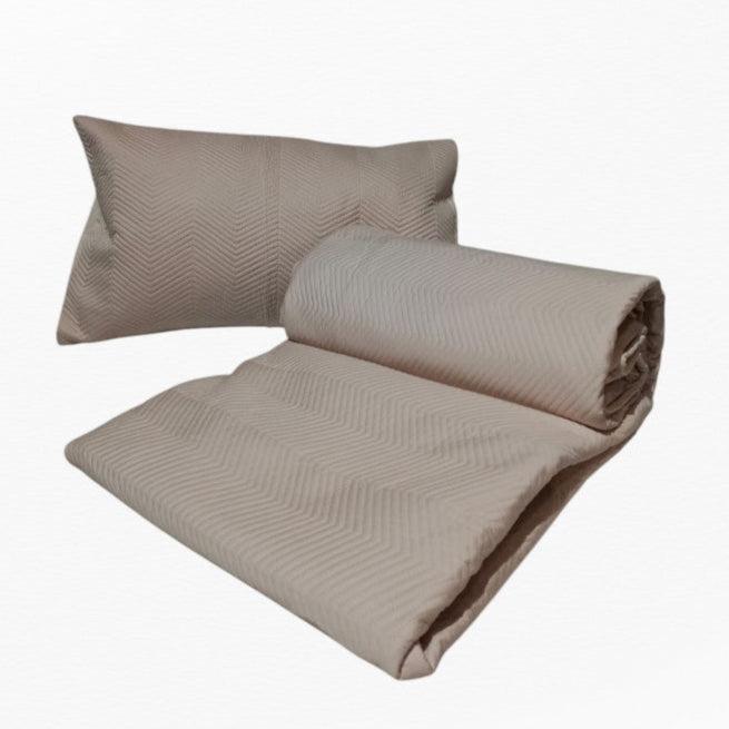 Ratio's Herringbone Combed Bedcover