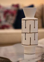 MODERN GEO ELEGANT VASE