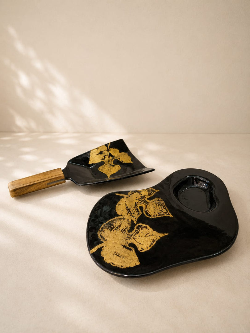 Midnight Leaf Ceramic Serving Platter Set with Wooden Handle – Black & Gold